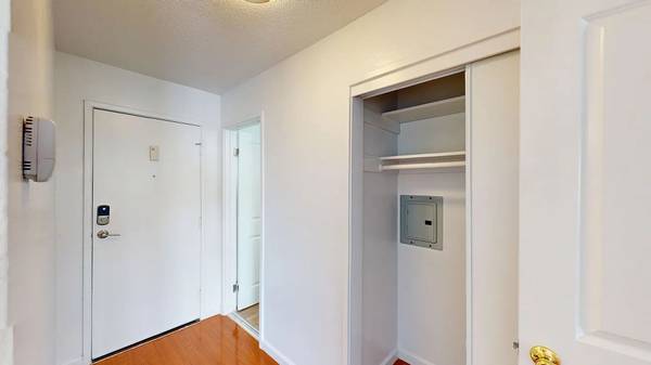 1BR/1BA Apartment on Merrydale Rd - 14 · Kentfield photo 4