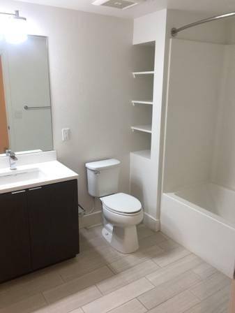 Apartments on E. Weddell Drive · Sunnyvale photo 4