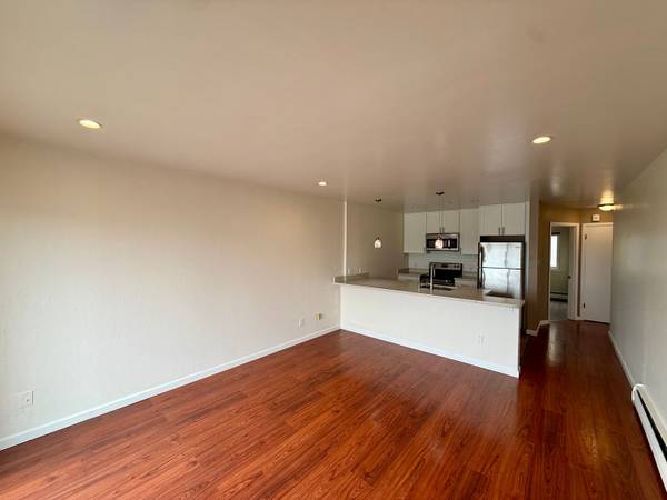 1BR/1BA Apartment on 24th Ave Unit 301 · San Francisco photo 4
