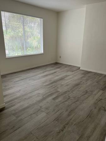 2BR/1BA Apartment · Rohnert Park photo 2
