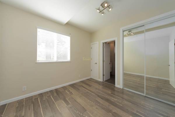 3BR/2BA Apartment on Harrison St · Oakland photo 3