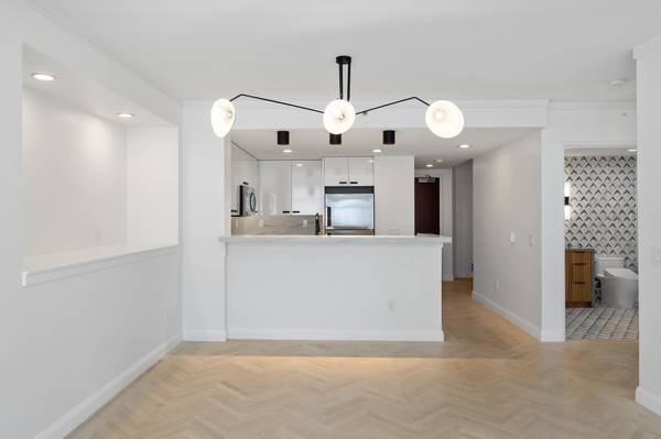 403 Main St, San Francisco (Apartment) photo 4