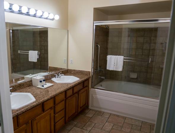1BR/1BA Other on W Tropicana Ave · Las Vegas photo 5