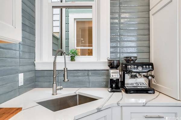 2BR/1BA Condo · San Francisco photo 5
