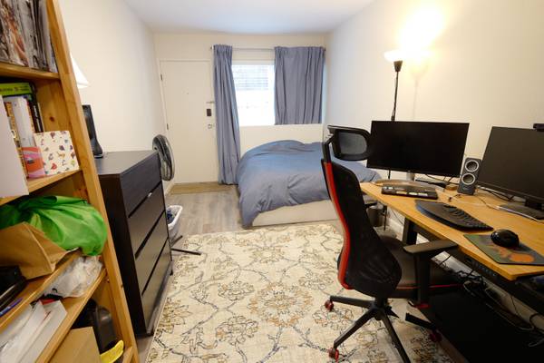 1BR/1BA Apartment · Berkeley photo 3