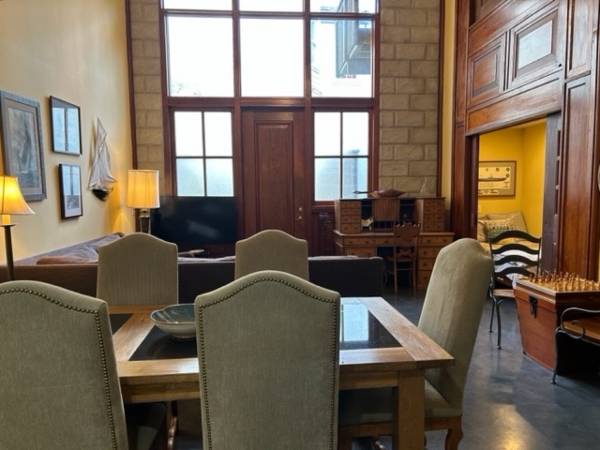 2BR/2BA Condo · San Francisco photo 4