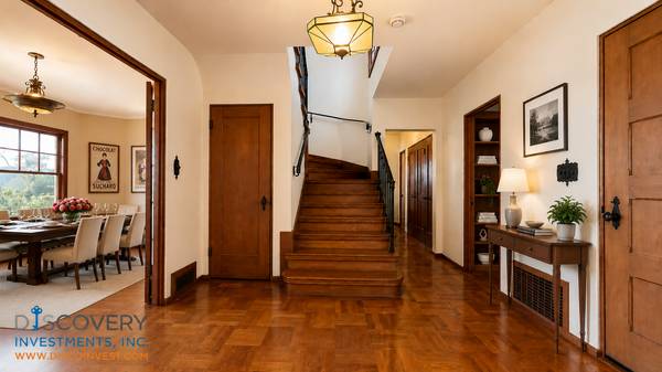 202 Kenyon Ave photo 3