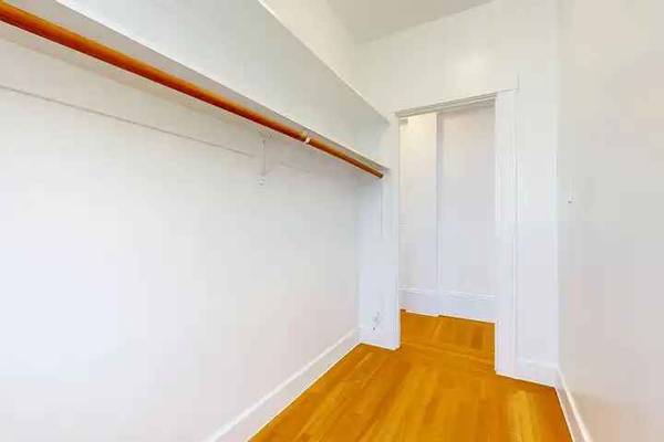 Condos on Bush Street · San Francisco photo 5