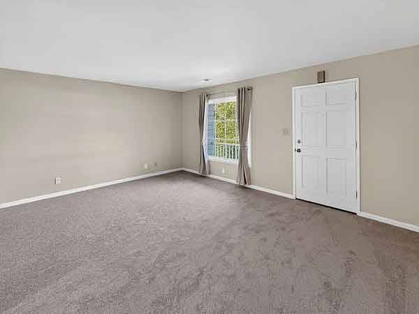 Adorable 2 Bedroom, 1 Bathroom Single Level Single Family Home With Attached Garage, Laundry And Yard! photo 5
