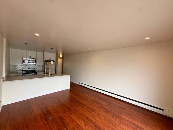 1BR/1BA Apartment on 24th Ave Unit 301 · San Francisco photo 5