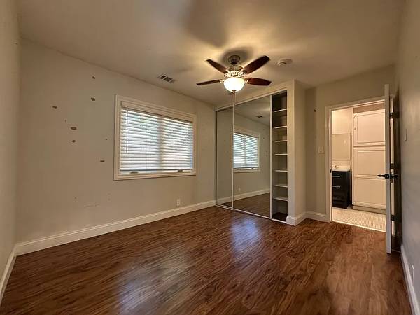 2BR/2BA Single Family House on E Saint James St · San Jose photo 5