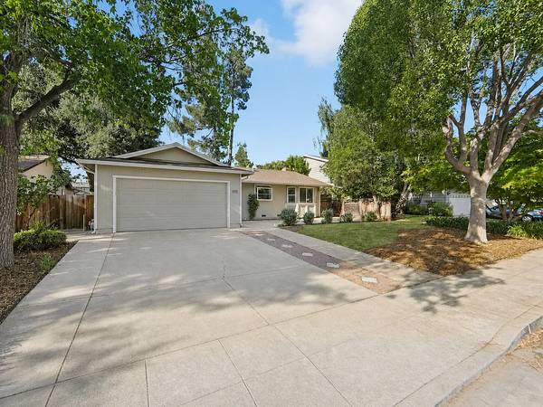 4BR/2BA Single Family House on Bodega Dr · Sunnyvale photo 3