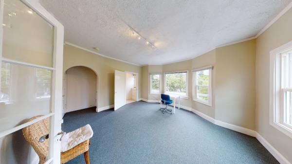 2BR/1BA Apartment on Dwight Way · Berkeley photo 3