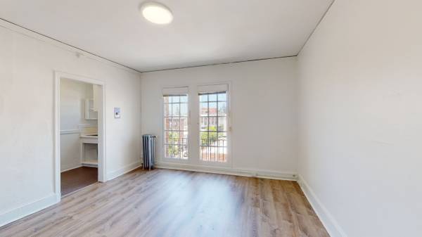 1BR/1BA Apartment on Durant Avenue · Berkeley photo 3