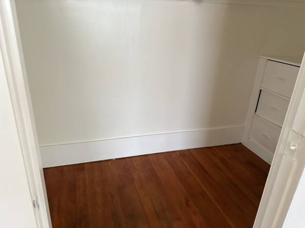 0BR/1BA Apartment · San Rafael photo 2