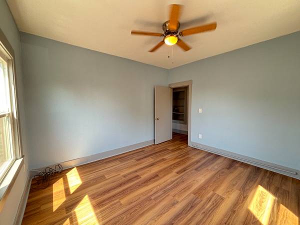 1BR/1BA Apartment on Bancroft Avenue · Oakland photo 2