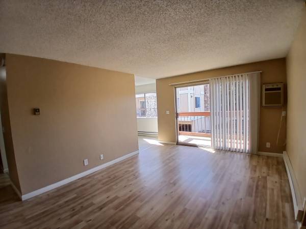 2BR/2BA Apartment on Sunnyvale-Saratoga Rd · Sunnyvale photo 4