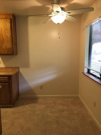 1BR/1BA Apartment on W Napa St · El Verano photo 2