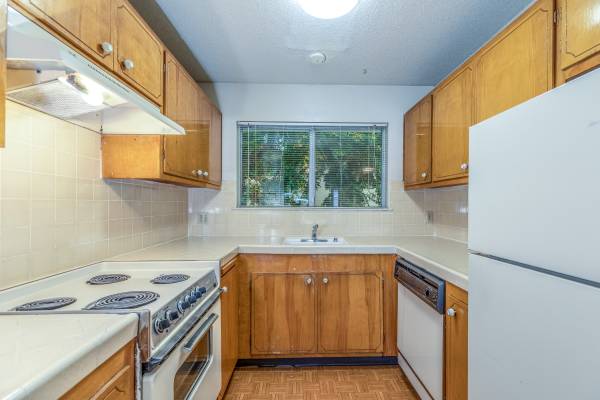 Quail Hill Apartments photo 2