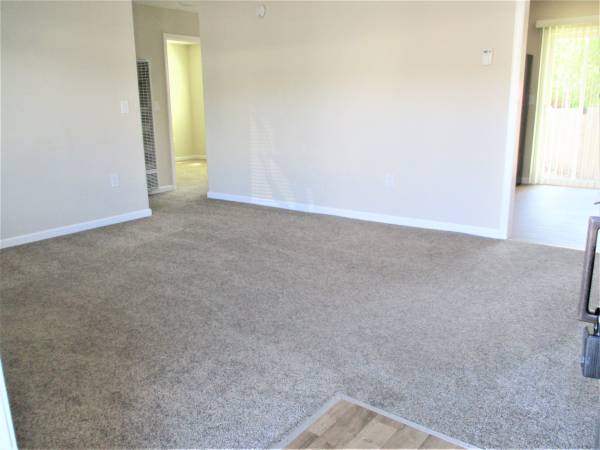 2BR/1BA Apartment on Capitola Rd. · Santa Cruz photo 3