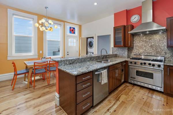 3BR/2BA Flat · San Francisco photo 3