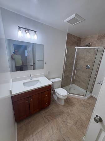 2BR/2BA Apartment · Redwood City photo 5