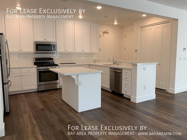 195 Ave Cabrillo El Granada, CA 94018 photo 2