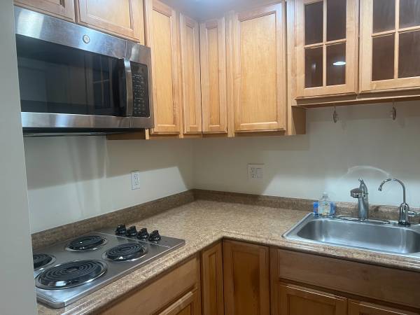 Modern Studio in Golden Gates Heights available now.