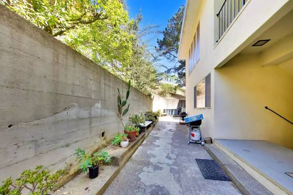 1BR/1BA Apartment on San Bruno Avenue Unit · Brisbane photo 4