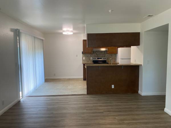 2BR/1BA Apartment on Siesta Way · Boyes Hot Springs photo 4