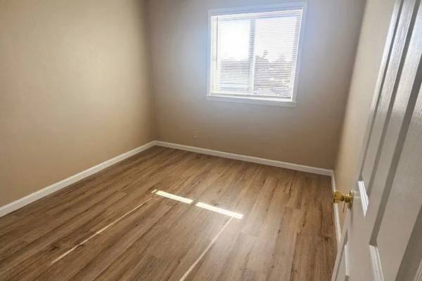 2BR/1BA Apartment · Antioch photo 4