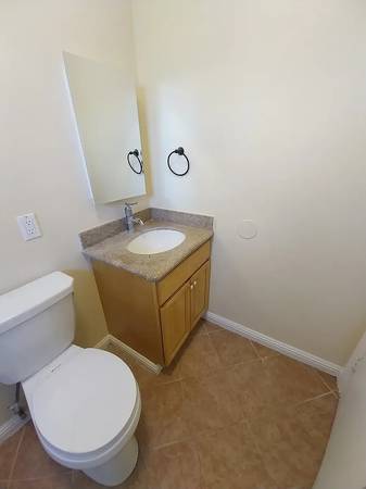 1BR/1BA Apartment · Santa Cruz photo 5