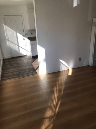 2BR/1BA Duplex · Hercules photo 4
