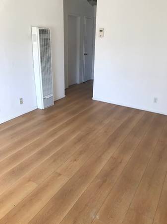 2BR/1BA Duplex · Hercules photo 3