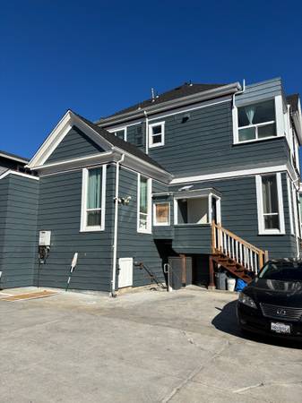 3BR/3BA Apartment on 9th Ave · Oakland photo 3