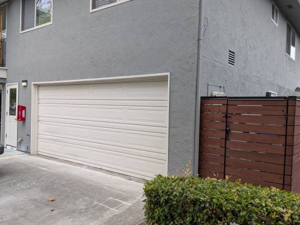 2BR/1BA Condo · Capitola photo 4