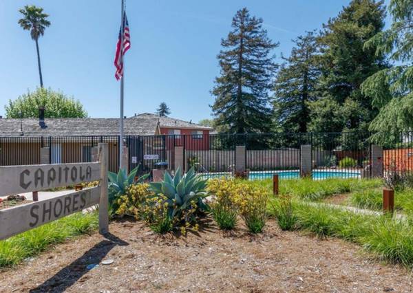 2BR/1BA Condo · Capitola photo 5