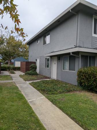 2BR/1BA Condo · Capitola photo 2