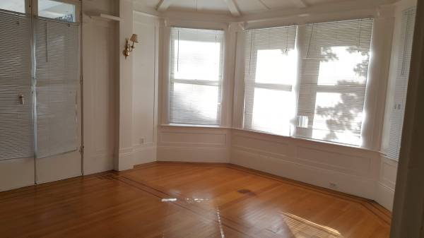 2BR/2BA Single Family House on Rose Ave 2 · Pleasanton photo 5