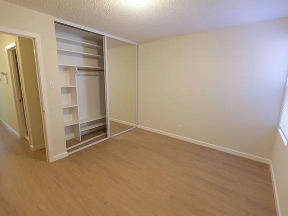Apartments on Lincoln Way · San Francisco photo 3