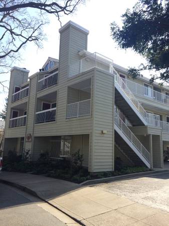 1BR/1BA Apartment on Lafayette Circle · Lafayette photo 2