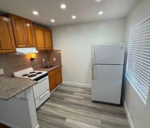 1BR/1BA Apartment on Staten Avenue Unit 2f · Oakland photo 3