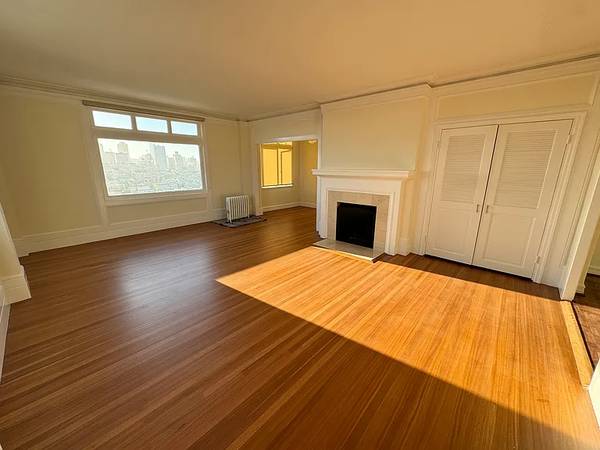 Crestview Apartments photo 3
