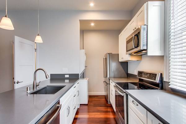 Apartments on Ashbury St · San Francisco photo 3