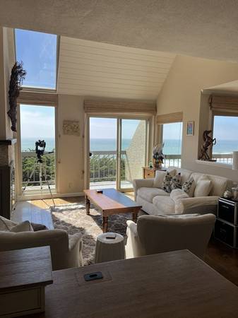 3BR/3BA Condo on Roberts Rd · Pacifica photo 3