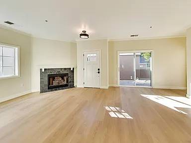 3BR/2BA Single Family House on Glenwood Ave · Menlo Park photo 4