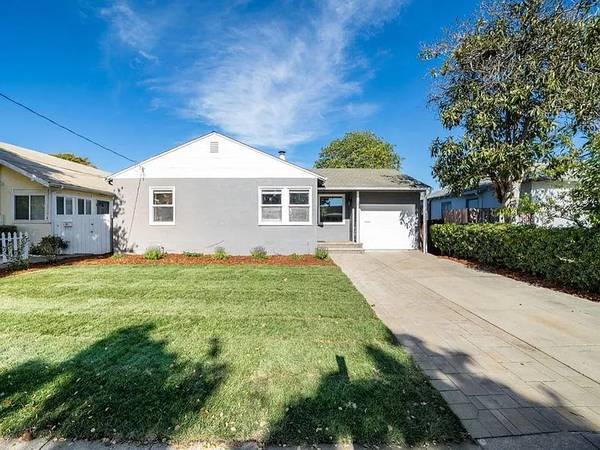 3BR/1BA Single Family House on S Idaho St · San Mateo photo 2
