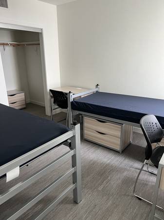 1BR/1BA Apartment · Berkeley photo 2