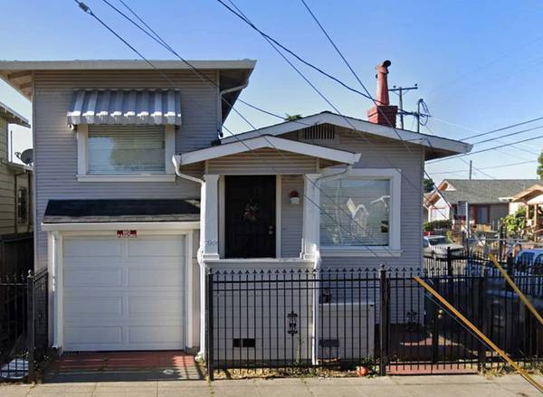 Houses on Orral St · Oakland photo 2