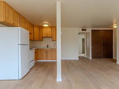 Apartments on Lisbon St · Daly City photo 3